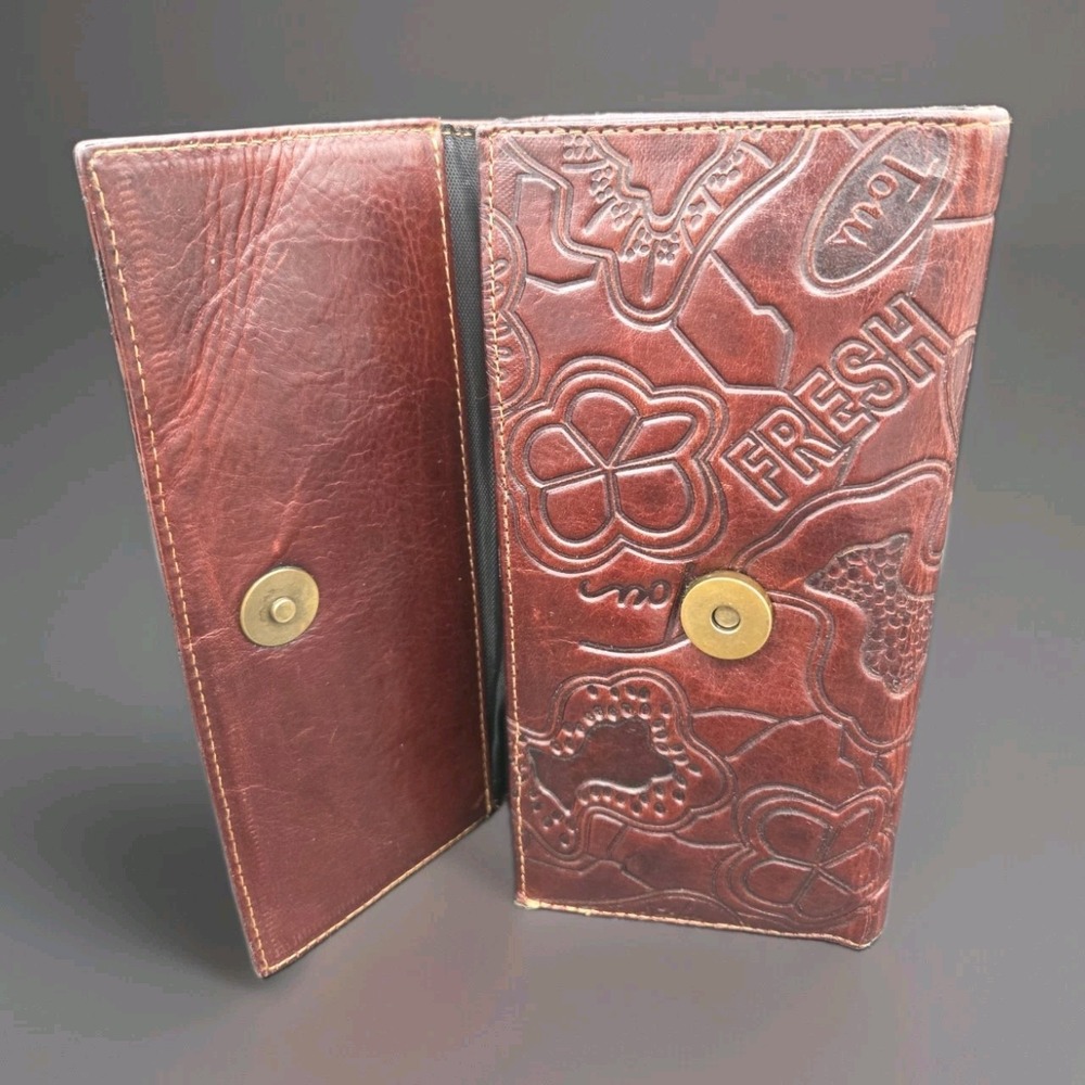 TOUS Fresh Brown Leather Wallet Embossed Bear Heart TriFold Logo Clutch Vintage - Picture 7 of 7